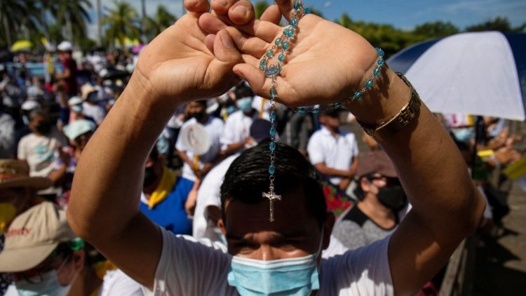 Hơn 400 ngàn tín hữu cử hành lễ Đức Mẹ Mân Côi ở Argentina